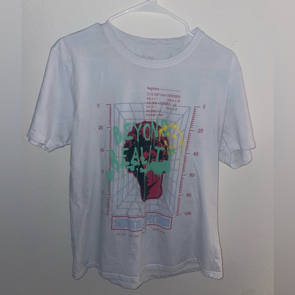 T-Shirt Color White Size Large